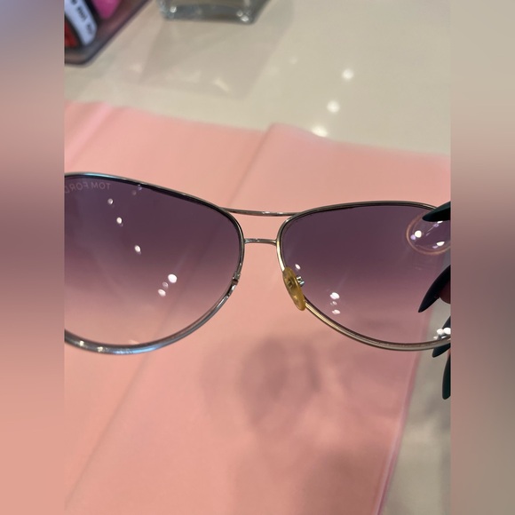 TOM FORD AVIATOR SUNGLASSESES - Picture 6 of 6